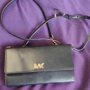 Michael Kors Mott XL Clutch. Leather Crossbody Bag .New